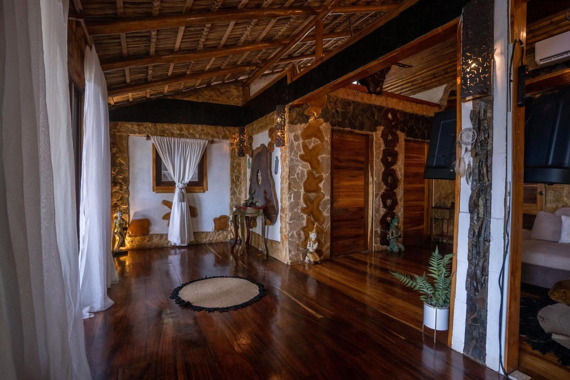 Ocho Artisan Bungalows (Adults Only) Tamarindo Luaran gambar
