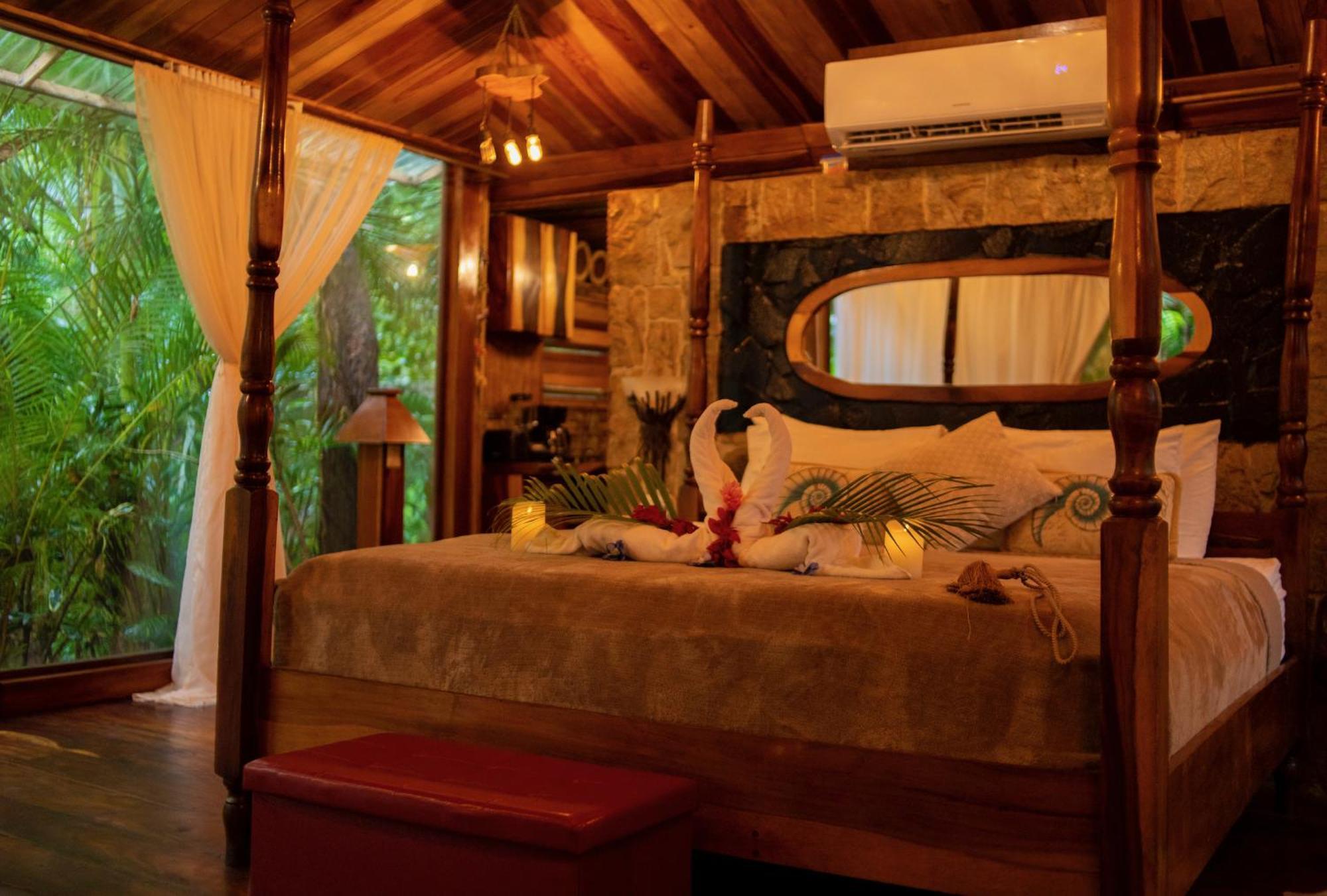 Ocho Artisan Bungalows (Adults Only) Tamarindo Luaran gambar