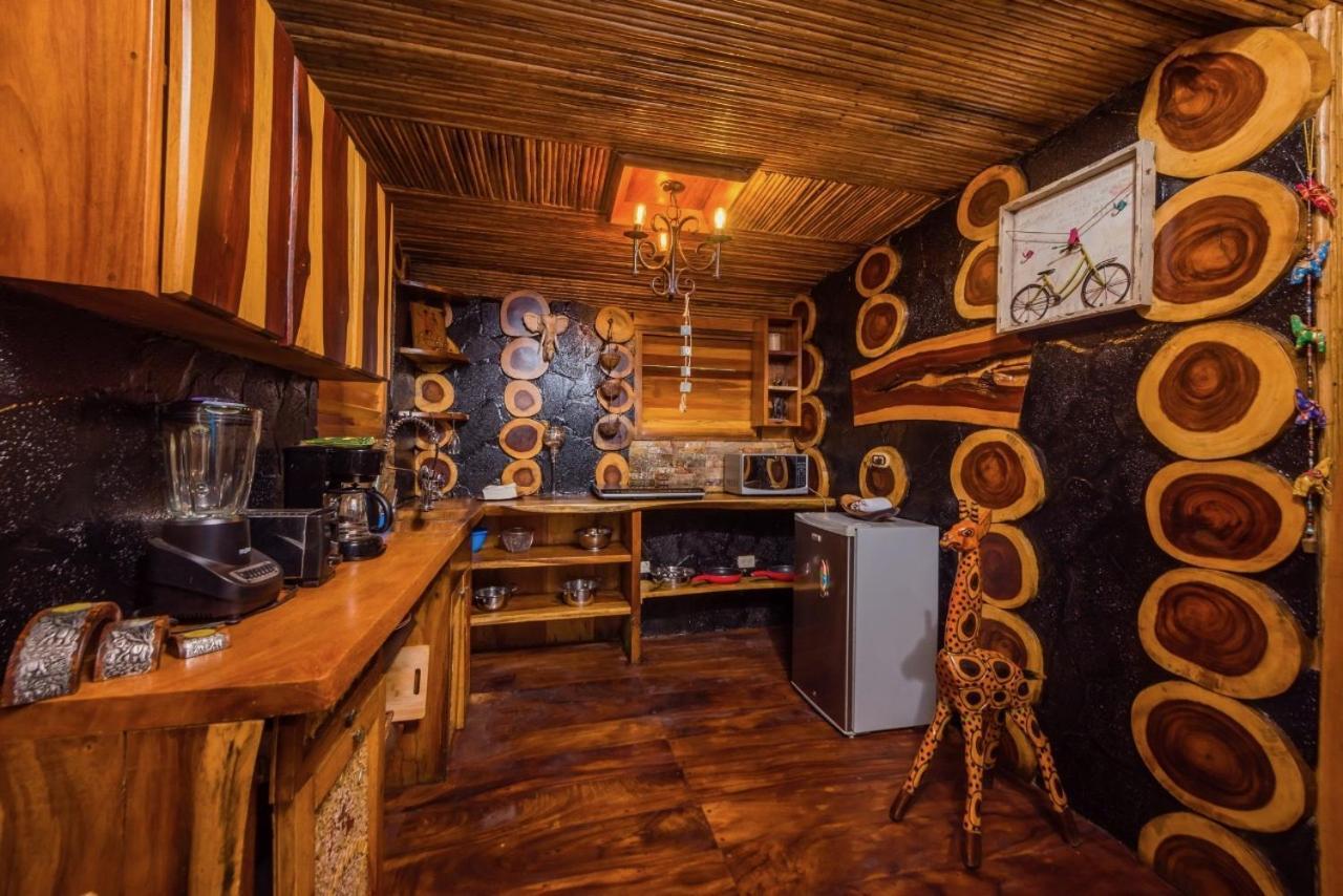 Ocho Artisan Bungalows (Adults Only) Tamarindo Luaran gambar