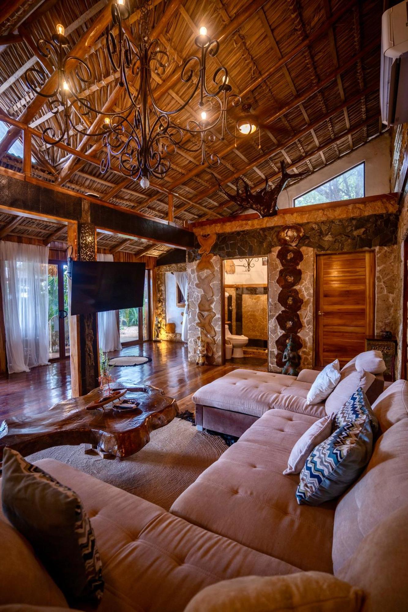 Ocho Artisan Bungalows (Adults Only) Tamarindo Luaran gambar